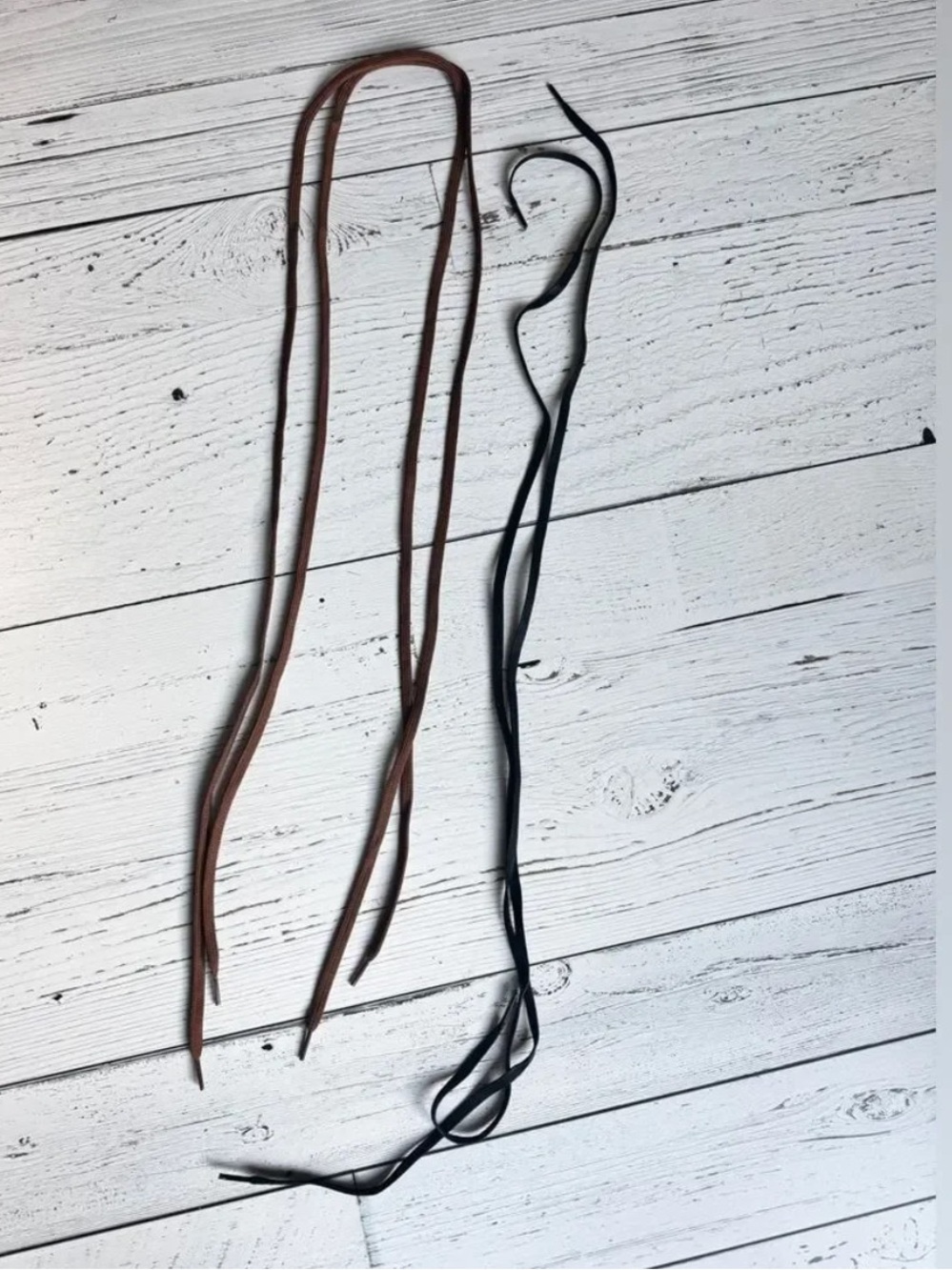 Shoe Strings - 2 pairs (black and Brown) - Picture 4 of 5